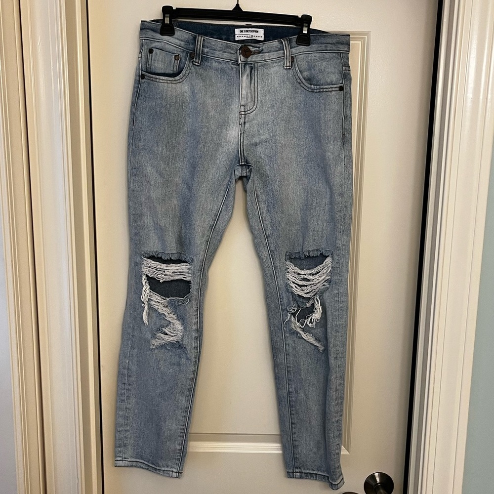 One Teaspoon “Awesome Baggie” Jeans